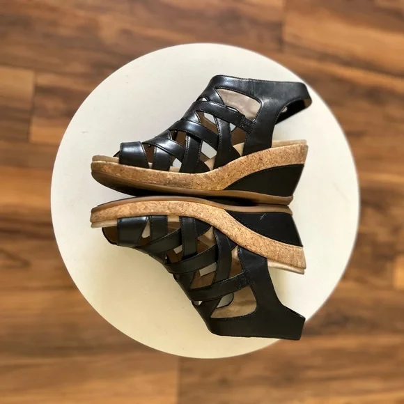 COPY - Dansko  black heel sandals size 38 - Picture 2 of 6